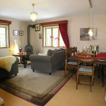 Pension-gasthof-haus Im Wiesengrund